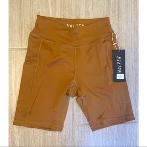 NWT Wolven Bike Shorts (7.5 inch inseam, size L)